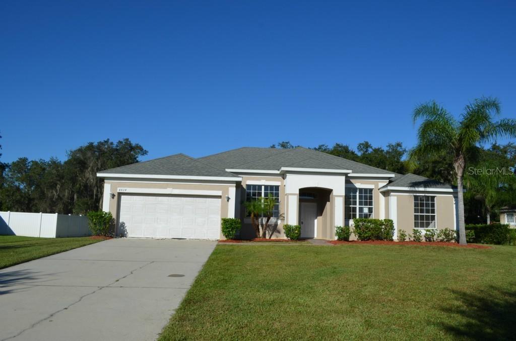 4824 Lakes Edge Ln., Kissimmee, FL 34744