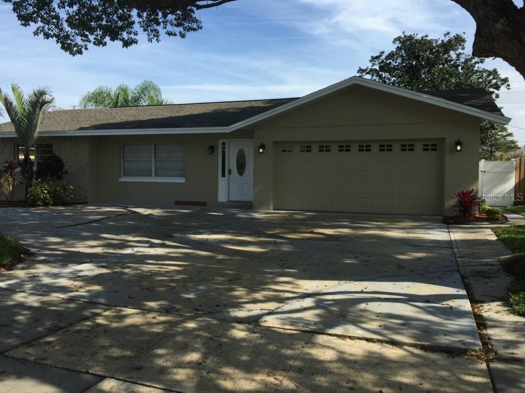 885 Park Manor Dr., Orlando, FL 32825