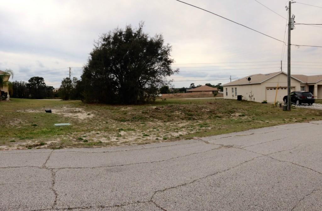Big Black Dr., Kissimmee, FL 34759