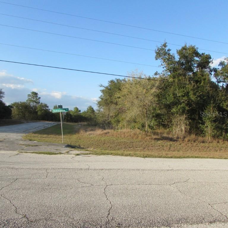 1422 Sarasota Dr., Poinciana, FL 34759