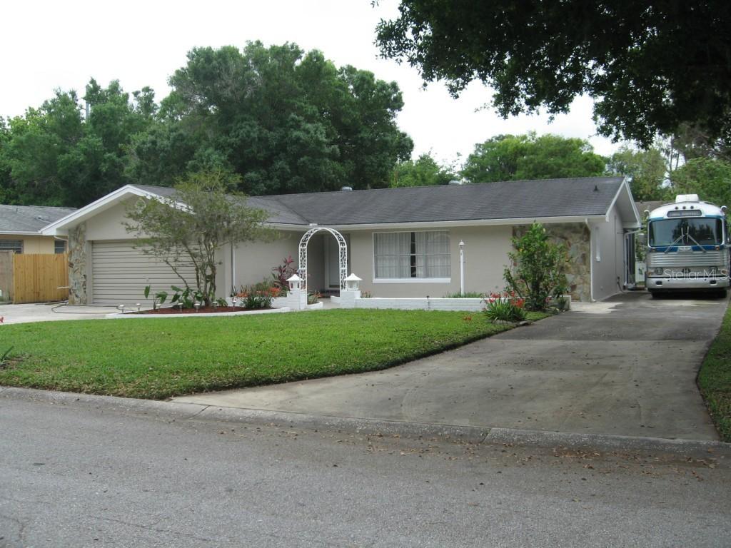 803 Hastin Pl., Kissimmee, FL 34758