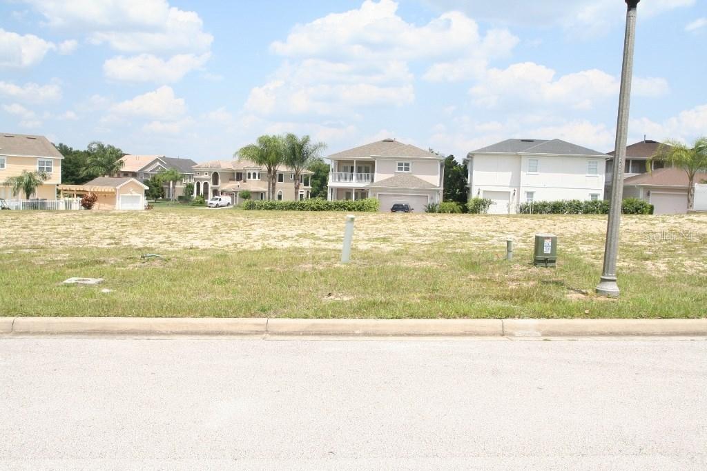 Molona St., Kissimmee, FL 34747