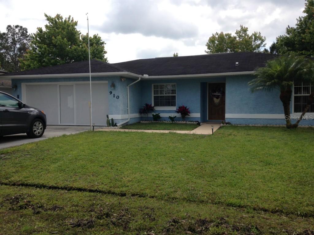 910 Louvre Ct., Kissimmee, FL 34759