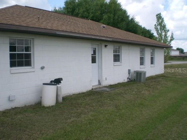 105 Summer View Cir., Winter Haven, FL 33880