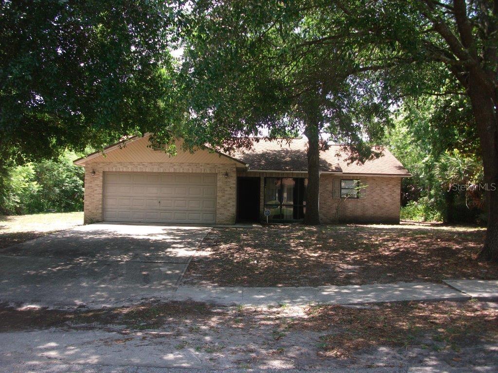 1063 Kenmore St., Deltona, FL 32725