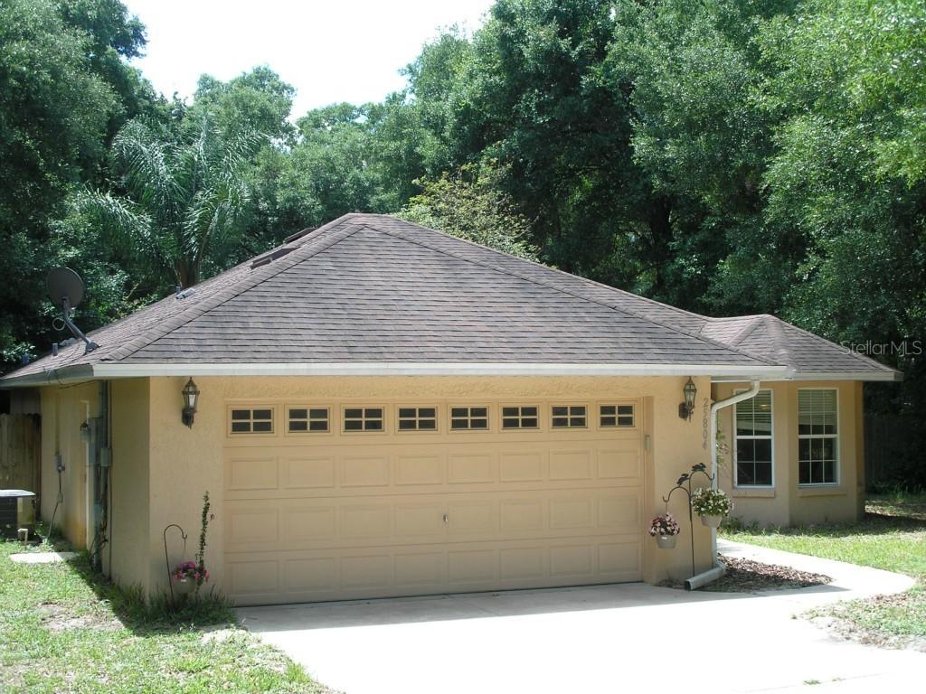 25804 Westmoreland St., Sorrento, FL 32776
