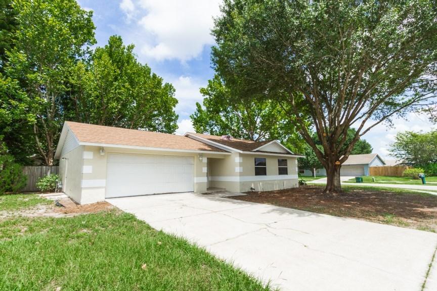 116 Rebecca Dr., Winter Haven, FL 33881