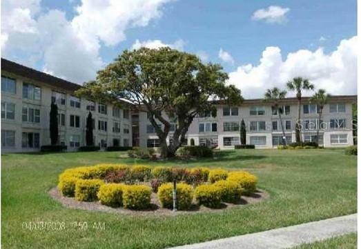 333 Lake Howard Dr. #114D, Winter Haven, FL 33880