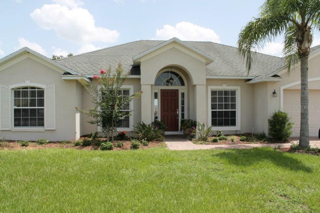 348 Dolcetto Dr., Davenport, FL 33897