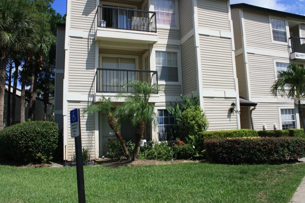 1964 Lake Atriums Cir. #157, Orlando, FL 32839