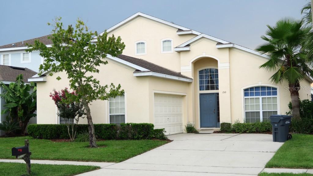 153 Kellygreen Ave., Davenport, FL 33897
