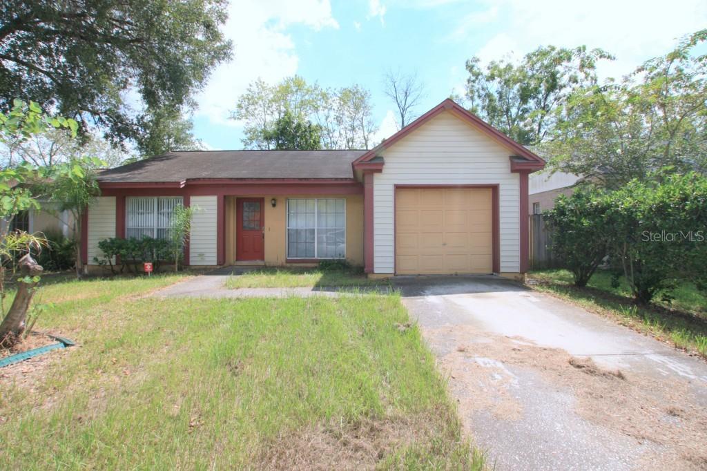 1922 Crown Park Dr., Valrico, FL 33594