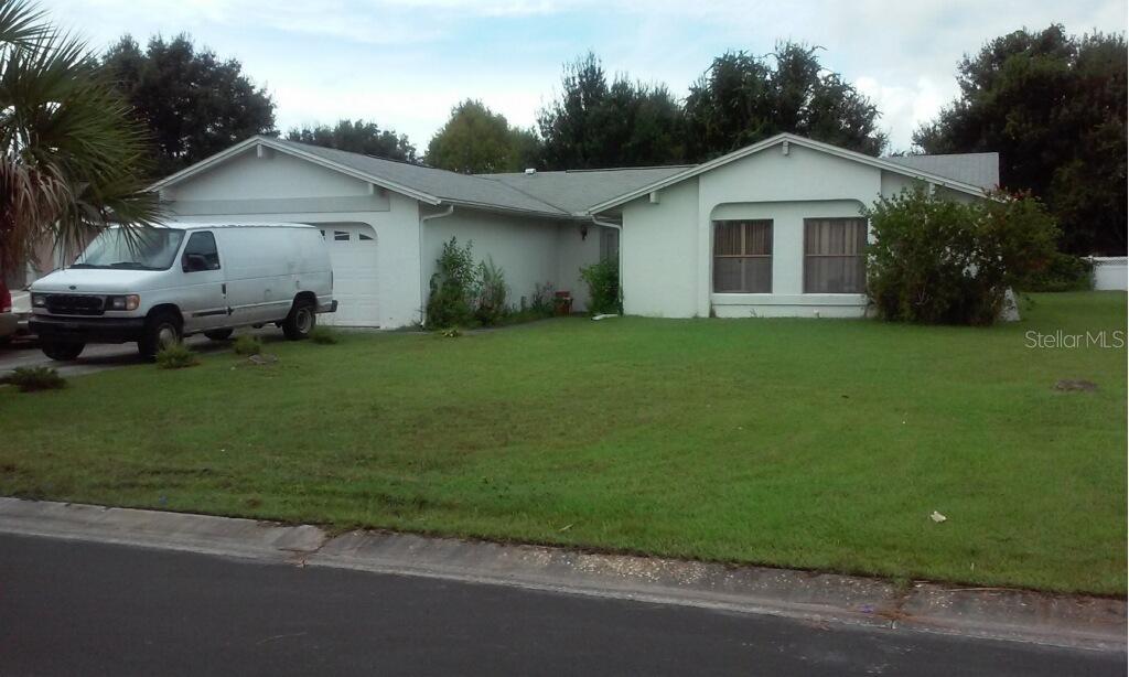 636 Midiron Dr., Poinciana, FL 34759