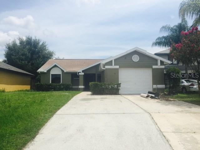 212 North Lake Ct., Kissimmee, FL 34743