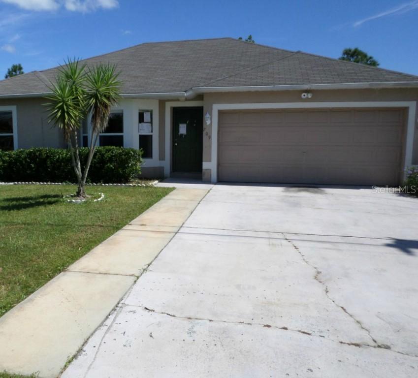 709 Paris Dr., Kissimmee, FL 34759