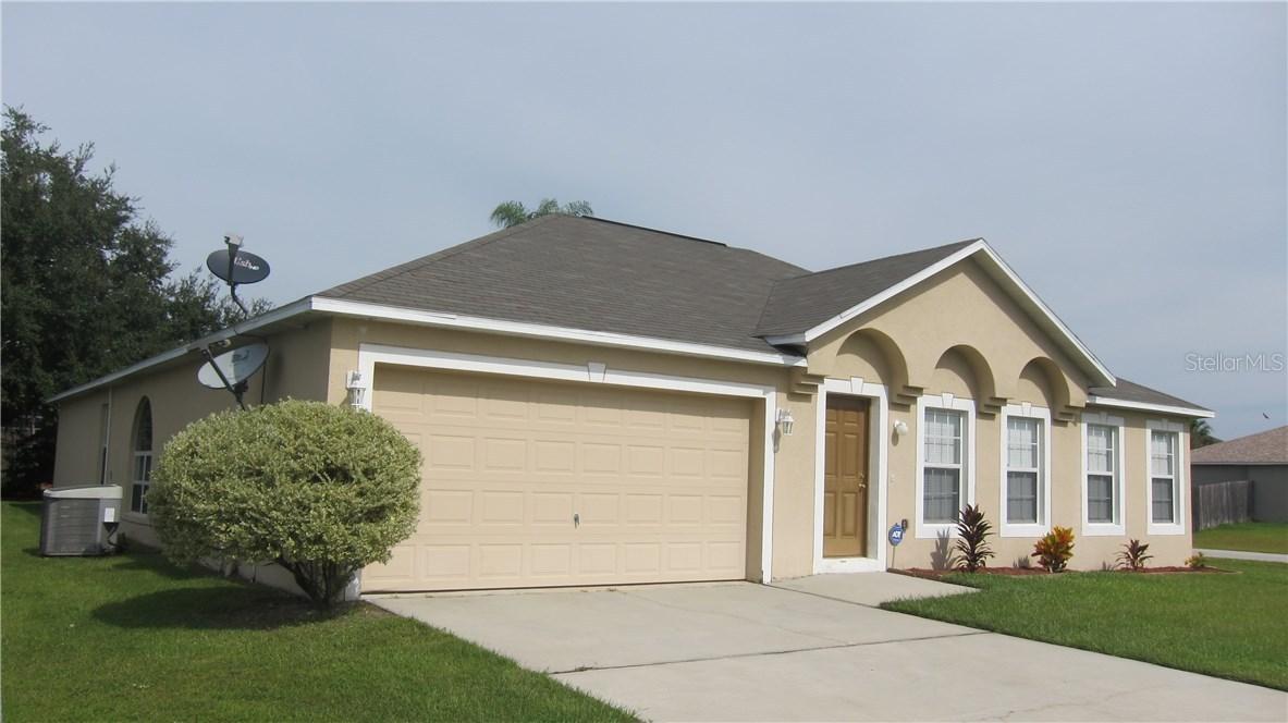 864 Jarnac Dr., Kissimmee, FL 34759