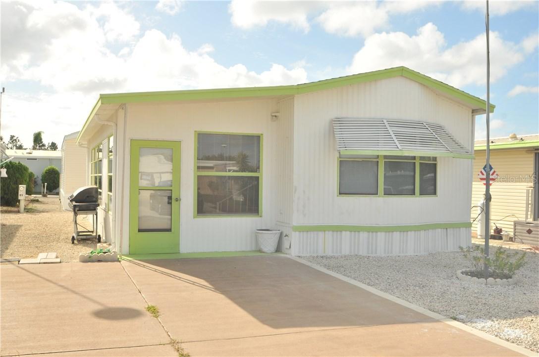 119 Flamingo St., Davenport, FL 33837