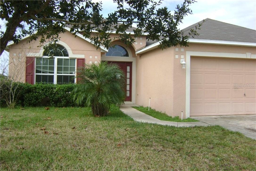 2236 Paria Ln., Kissimmee, FL 34758