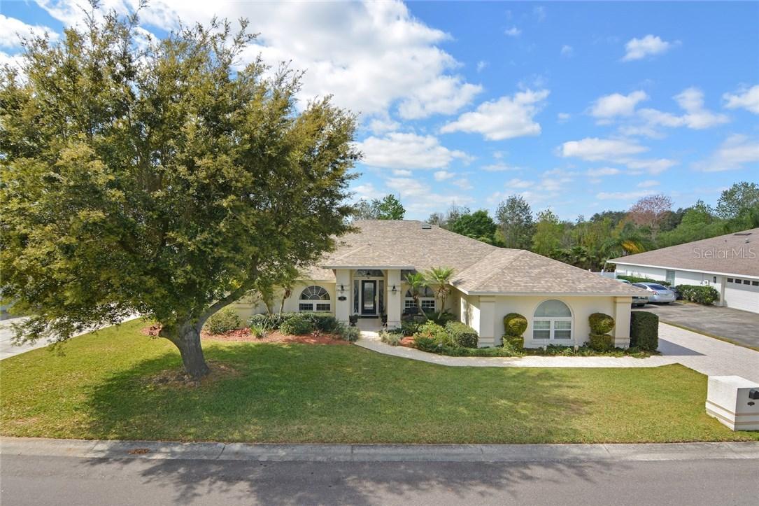 718 Santa Maria Dr., Winter Haven, FL 33884