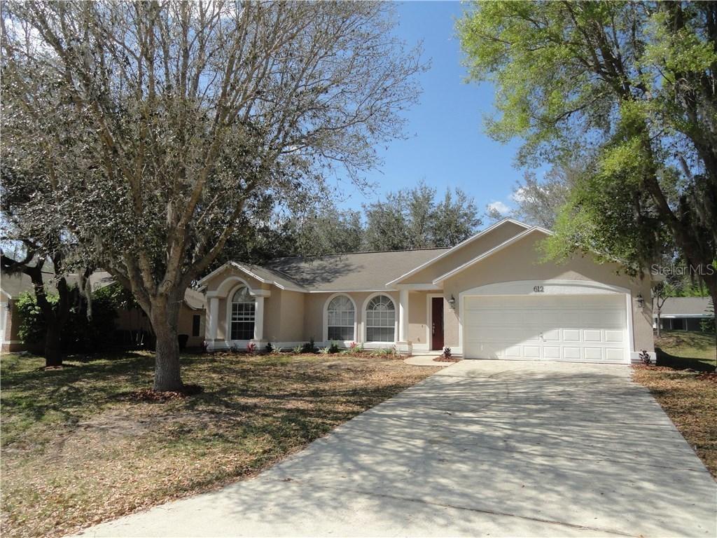612 Meadow Green Dr., Davenport, FL 33837