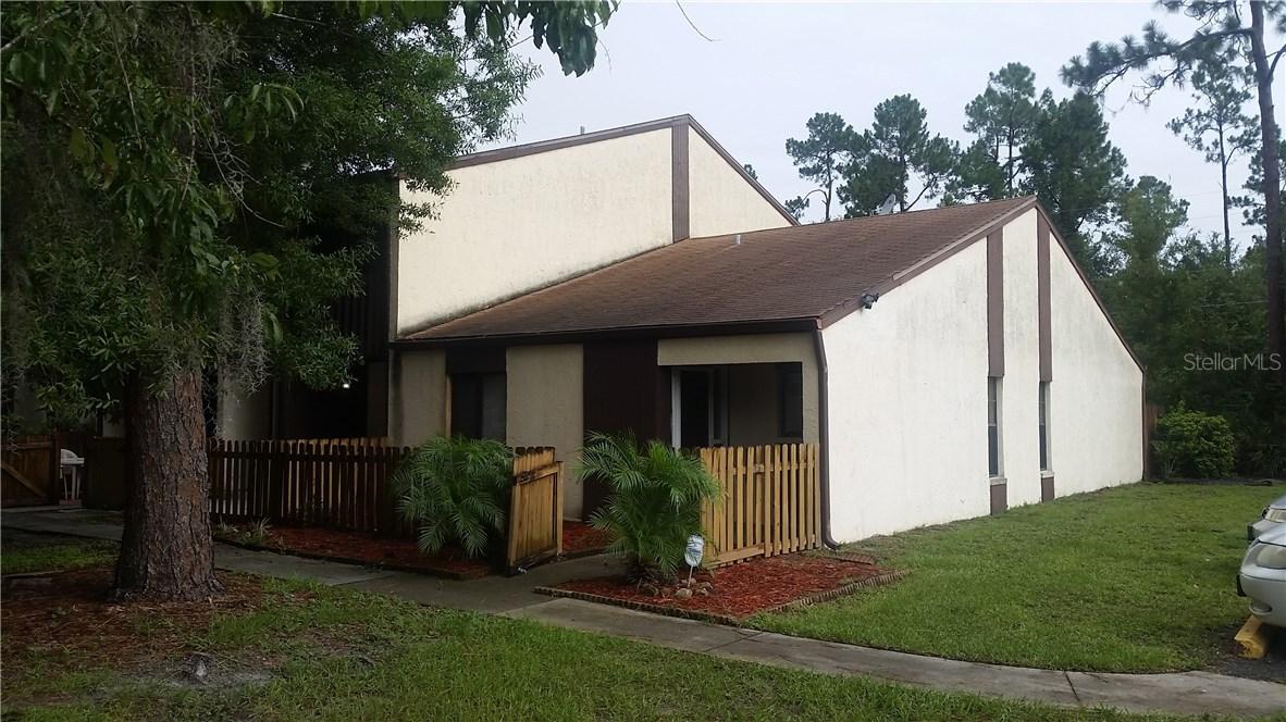 2662 Surrey Ct., Kissimmee, FL 34741