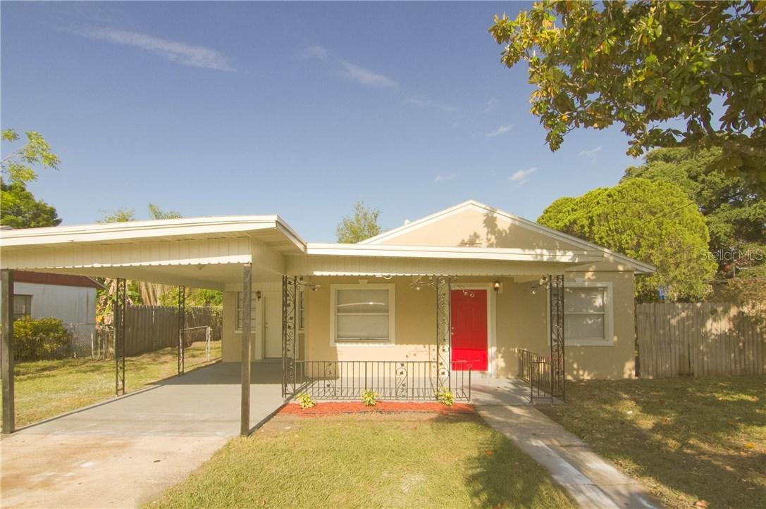 692 Walkup Dr., Orlando, FL 32808