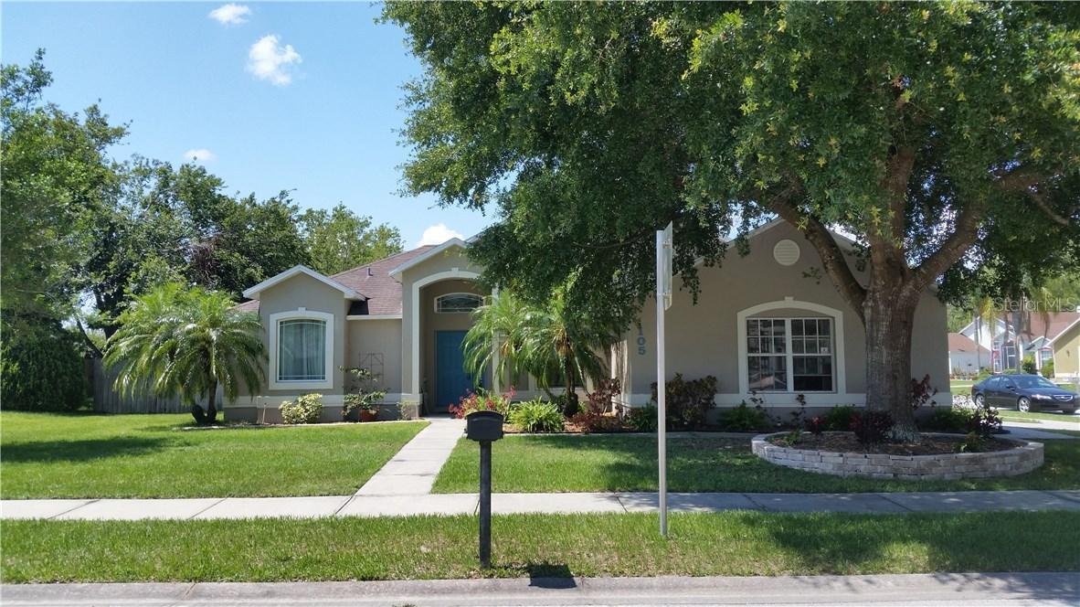 105 Oakpoint Pl., Davenport, FL 33837