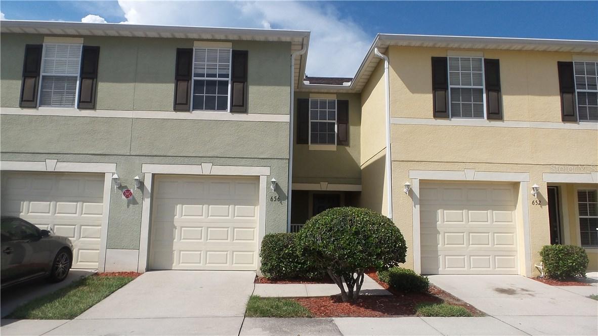 656 Cresting Oak Cir. #400, Orlando, FL 32824