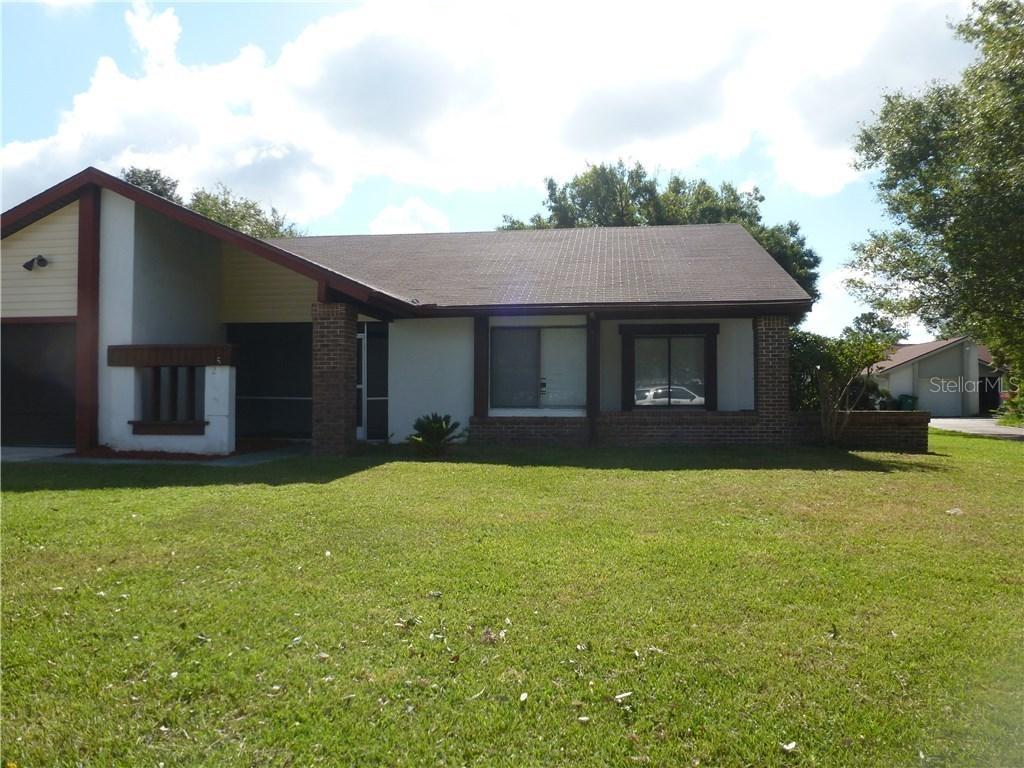 25 Trophy Ln., Kissimmee, FL 34759