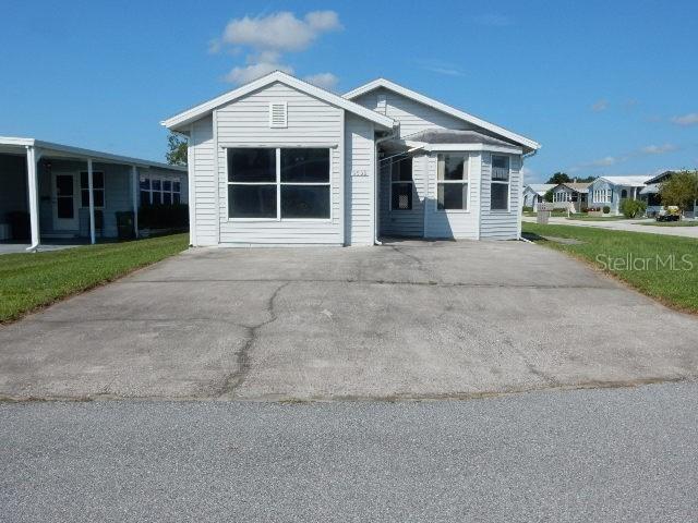 6530 Chinaberry Dr., Winter Haven, FL 33881