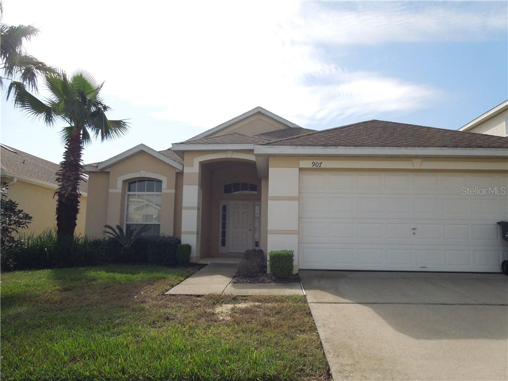 907 Bloomingdale Dr., Davenport, FL 33897