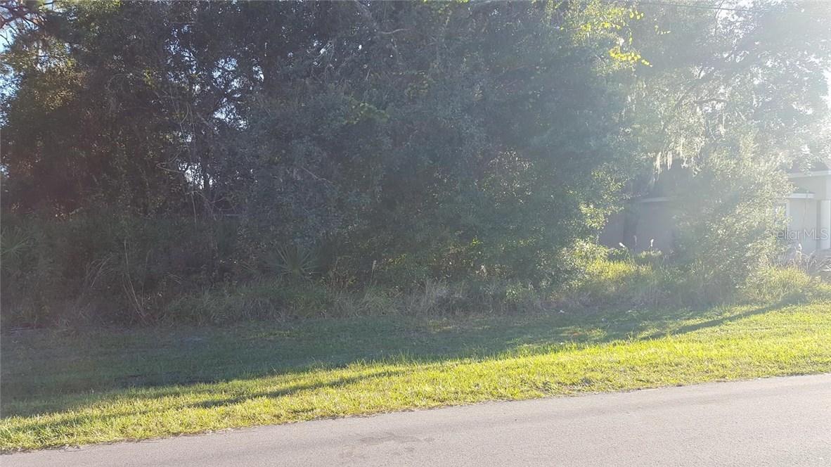 443 Eagle Dr., Poinciana, FL 34759