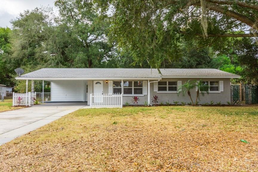 1421 Meadowbrook Ave., Lakeland, FL 33803