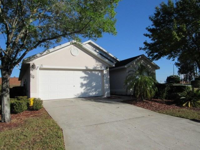 102 Birchwood Dr., Davenport, FL 33897