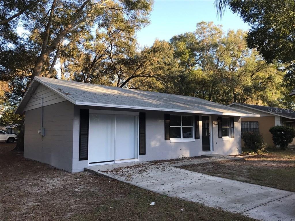 1550 N Rhodes St., Mount Dora, FL 32757
