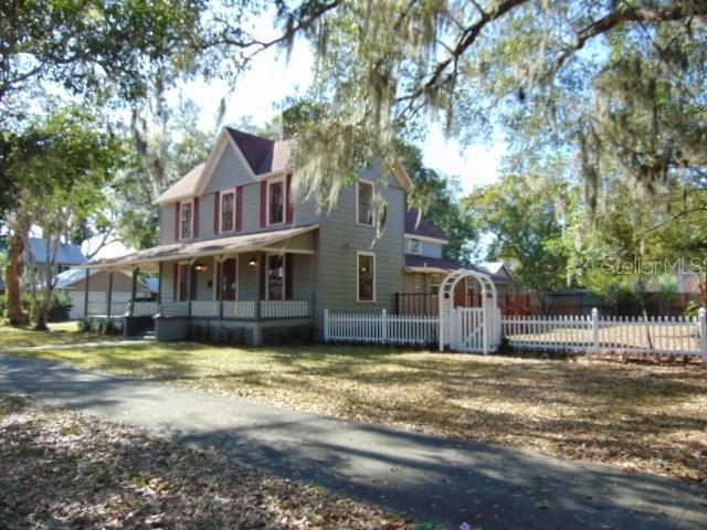 22 S Central Ave., Apopka, FL 32703