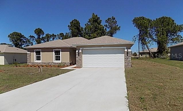 427 Columbia Ct., Poinciana, FL 34759