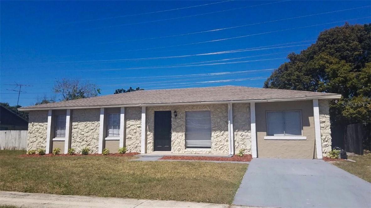 8017 Laso Way, Orlando, FL 32822