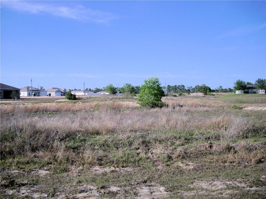909 Desmoines Way, Poinciana, FL 34759