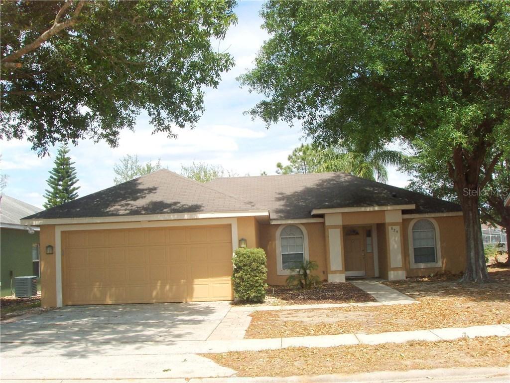 824 Berwick Dr., Davenport, FL 33897