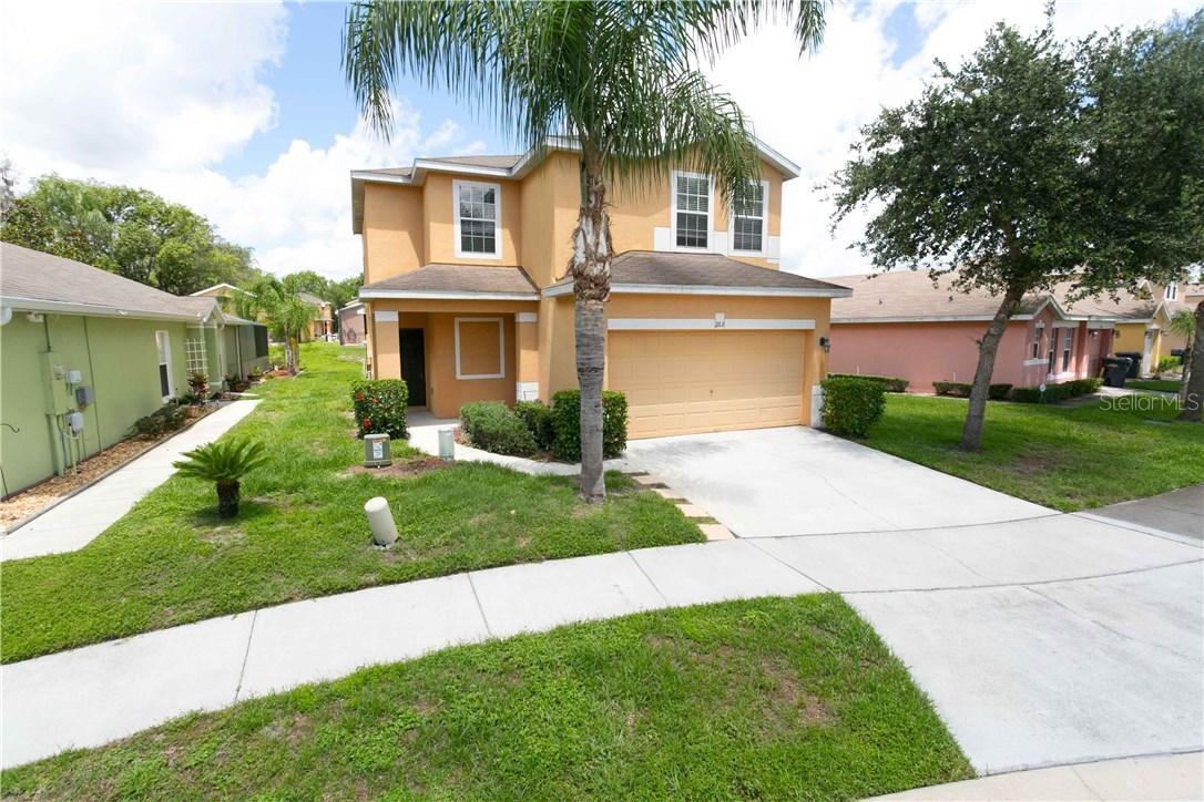 263 Hammock Ct., Davenport, FL 33896