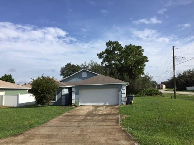 542 Lakeview Ct., Kissimmee, FL 34759