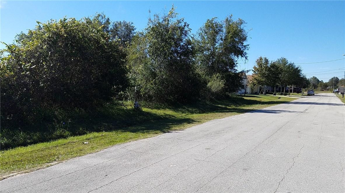 810 Carrousel Ln., Kissimmee, FL 34759