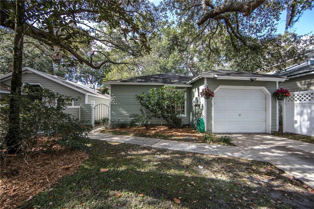 517 Harvard Pl., Apopka, FL 32703