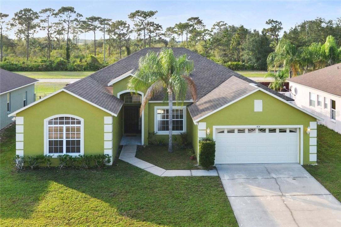 424 Acacia Tree Way, Kissimmee, FL 34758