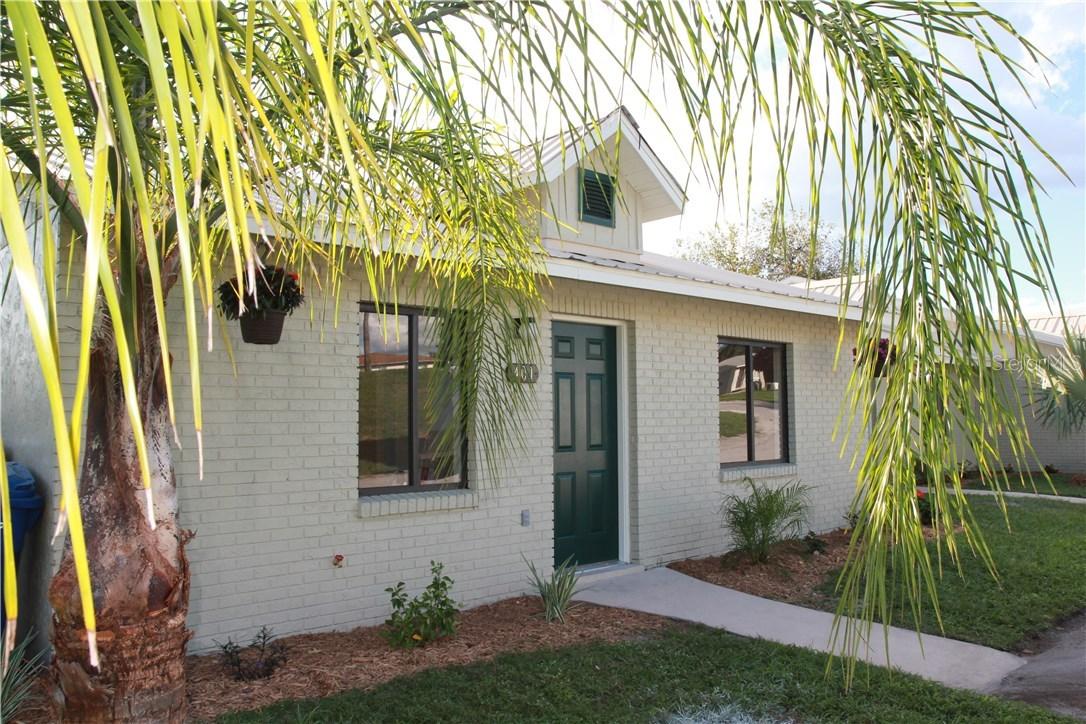 121 Rebecca Ln. #9, Auburndale, FL 33823