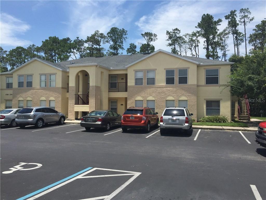 2794 Club Cortile Cir Cir. #B, Kissimmee, FL 34746