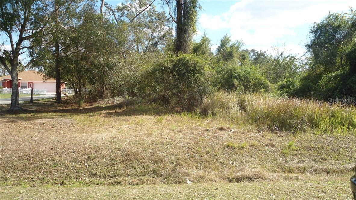 609 Wallaby Ln., Poinciana, FL 34759