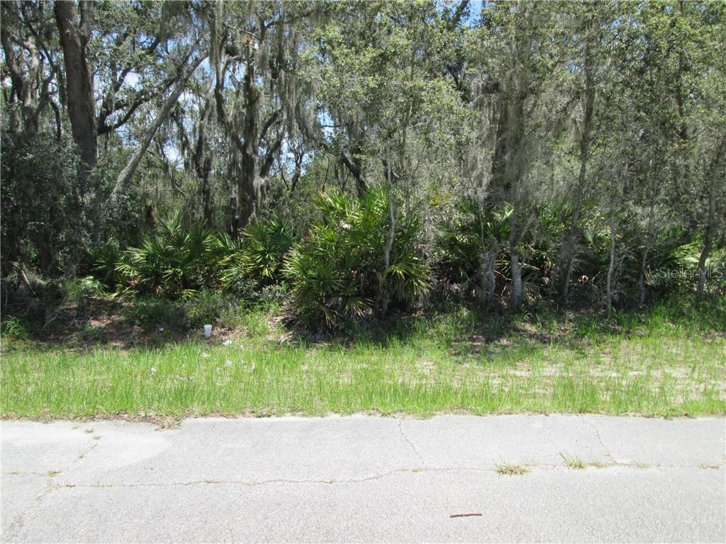 425 Caribbean Ct., Poinciana, FL 34759
