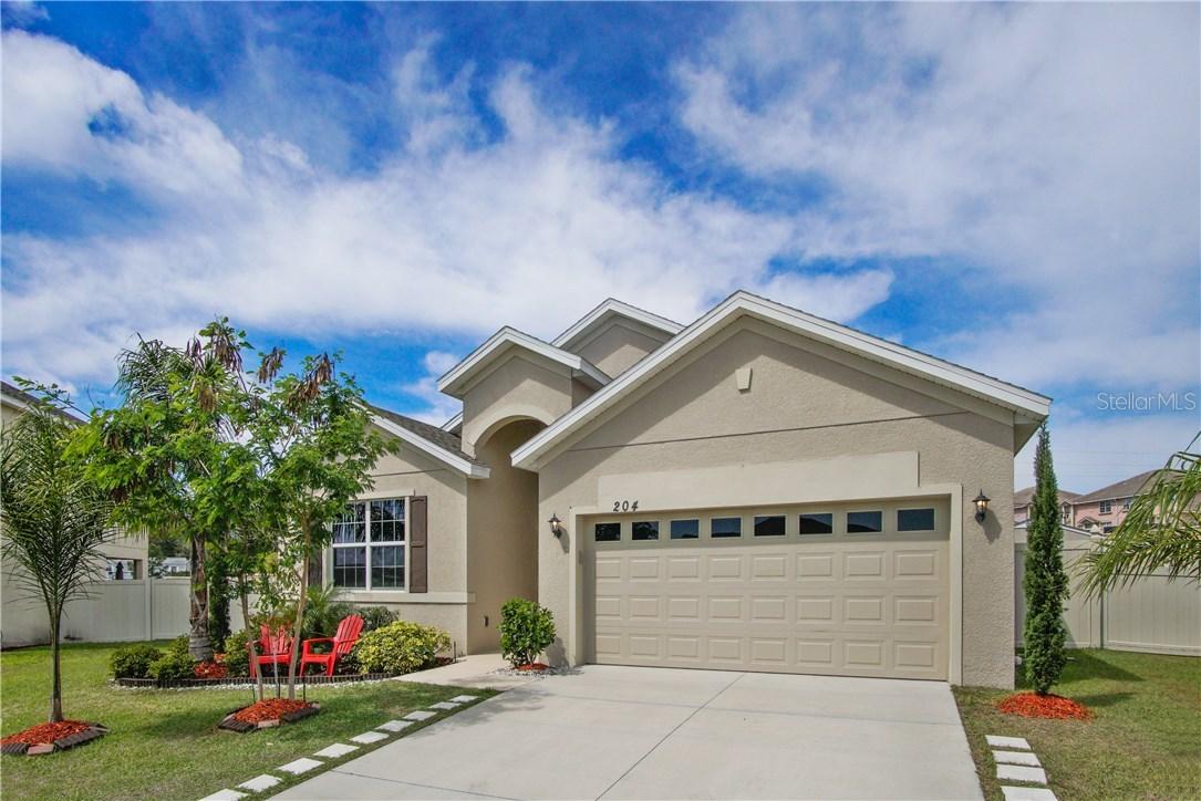 204 Highland Meadows Ave., Davenport, FL 33837